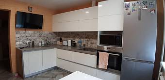 1.56 Кухня угловая в стиле минимализм